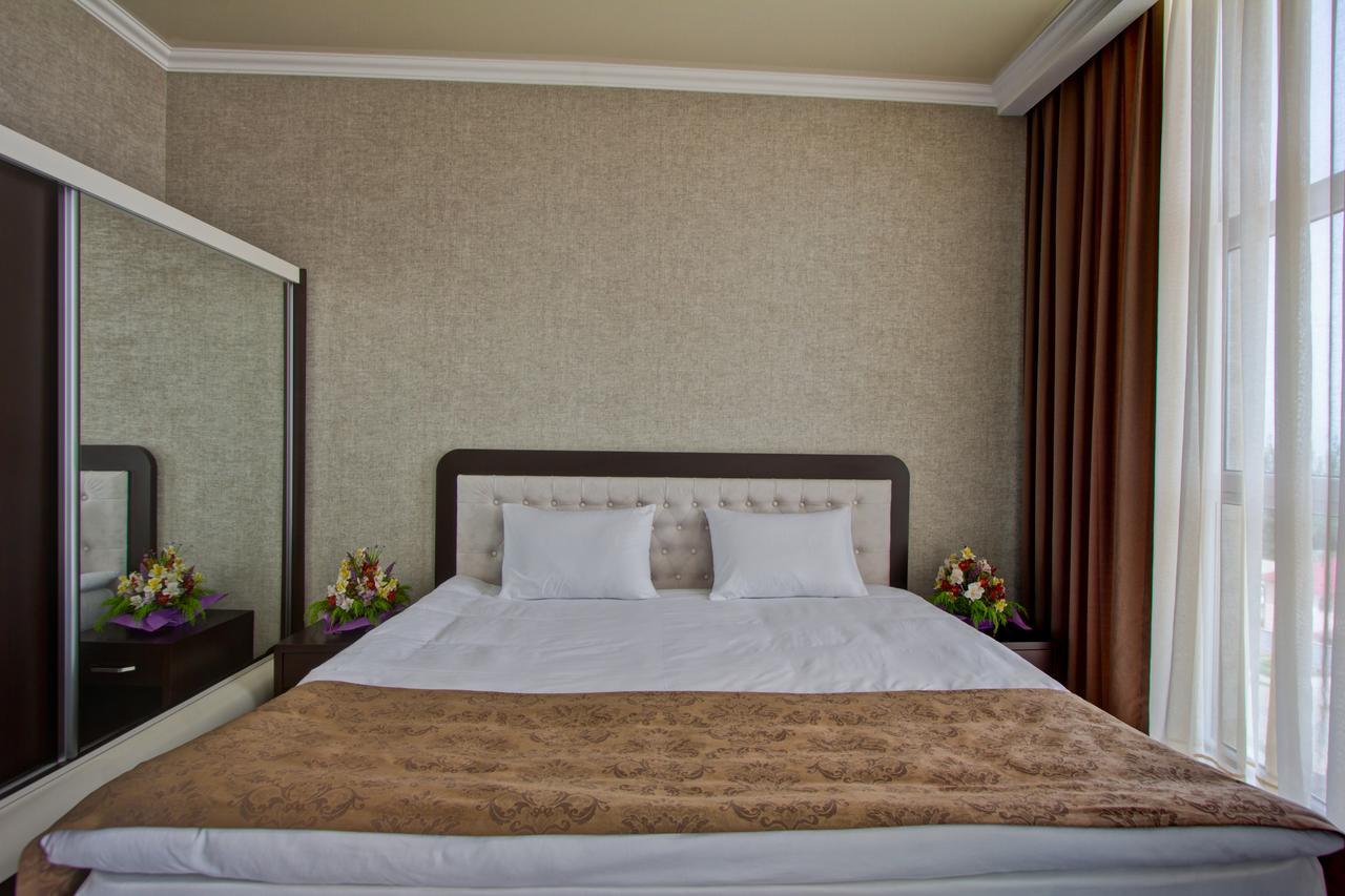 Karagat Hotel Karakol Dış mekan fotoğraf