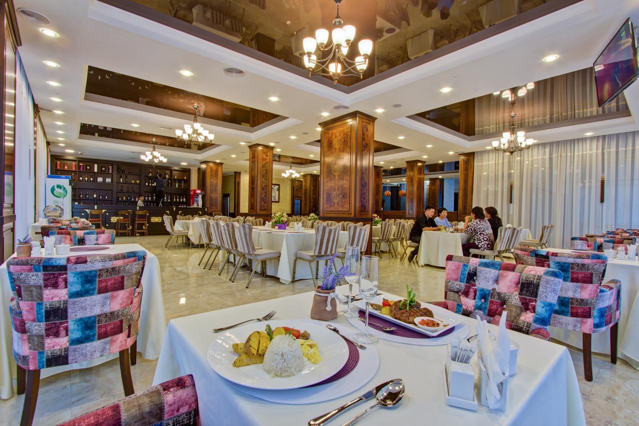 Karagat Hotel Karakol Dış mekan fotoğraf