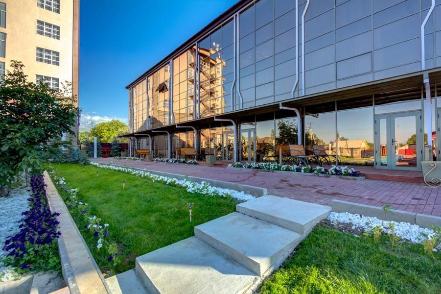 Karagat Hotel Karakol Dış mekan fotoğraf