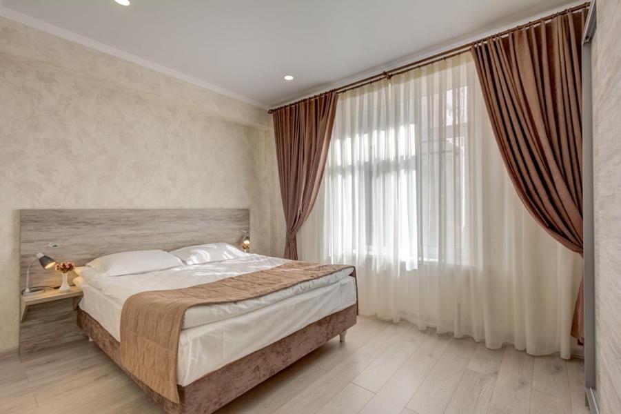 Karagat Hotel Karakol Dış mekan fotoğraf